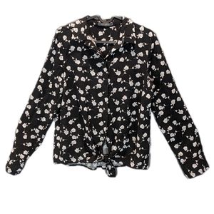 Suzy Shier Back and White Floral Button Up Collared Shirt with Tie Bottom Size S